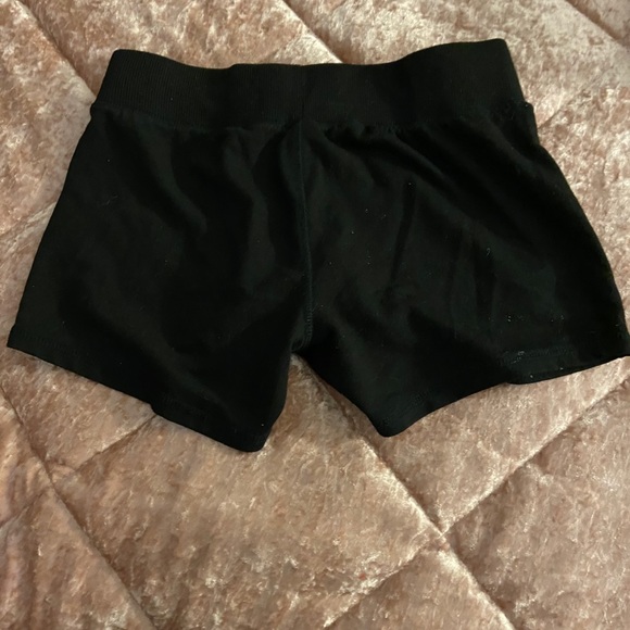 Shorts - Picture 9 of 12